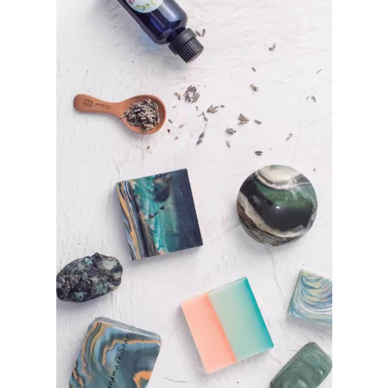 Livro de fazer sabão perfumado - Soap Making Recipes avaliação e preço